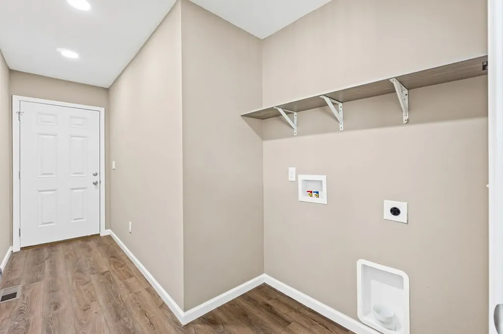 5445 Window Cliff Road Baxter TN 38544