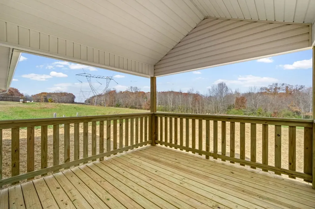 5445 Window Cliff Road Baxter TN 38544