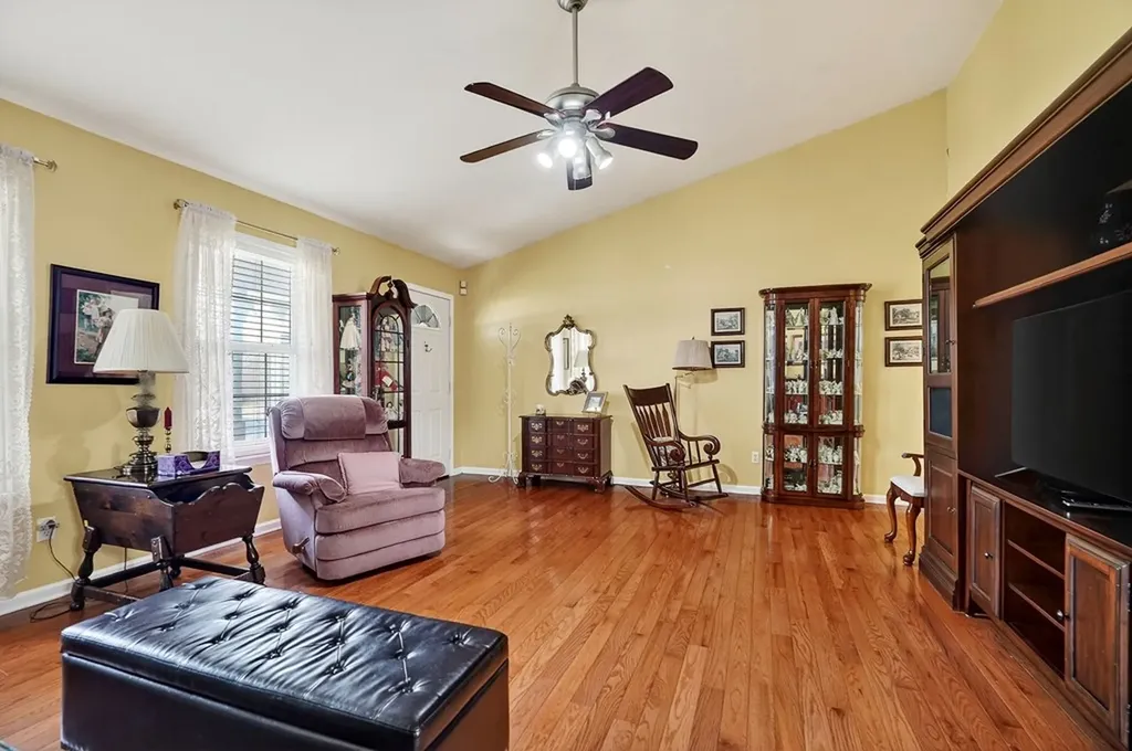 2818 Oak Haven Place Cookeville TN 38506