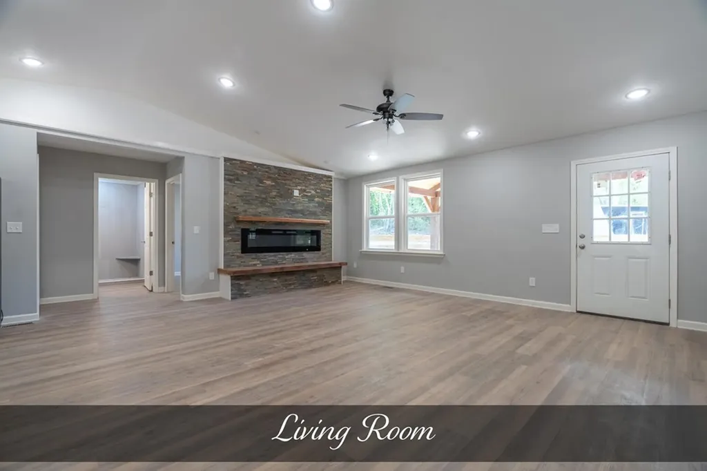 375 Winchester Way Jamestown TN 38556