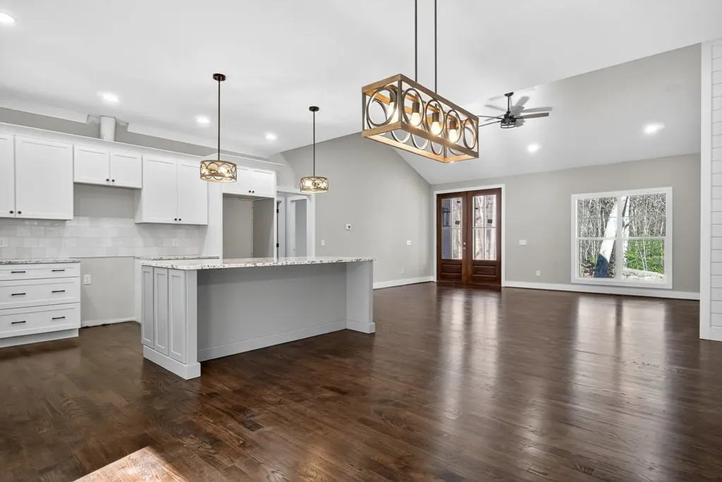 2 Browder Point Monterey TN 38574