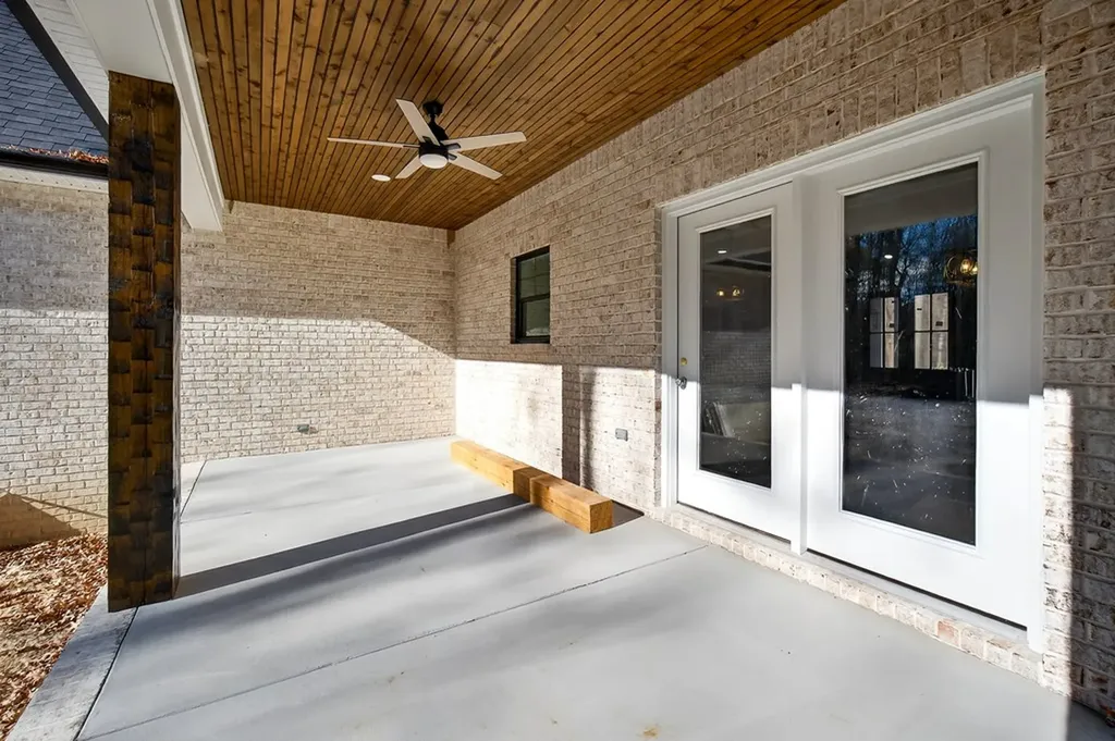 2 Browder Point Monterey TN 38574