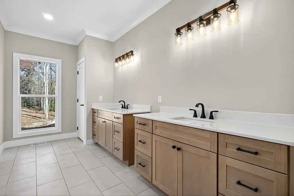 2 Browder Point Monterey TN 38574