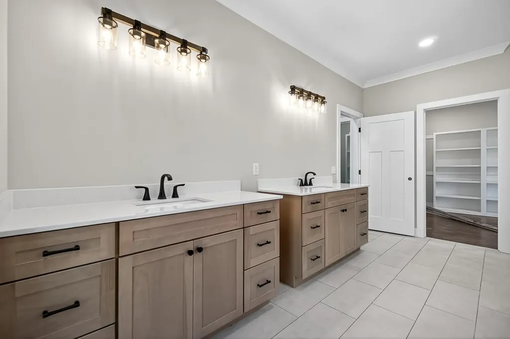 2 Browder Point Monterey TN 38574