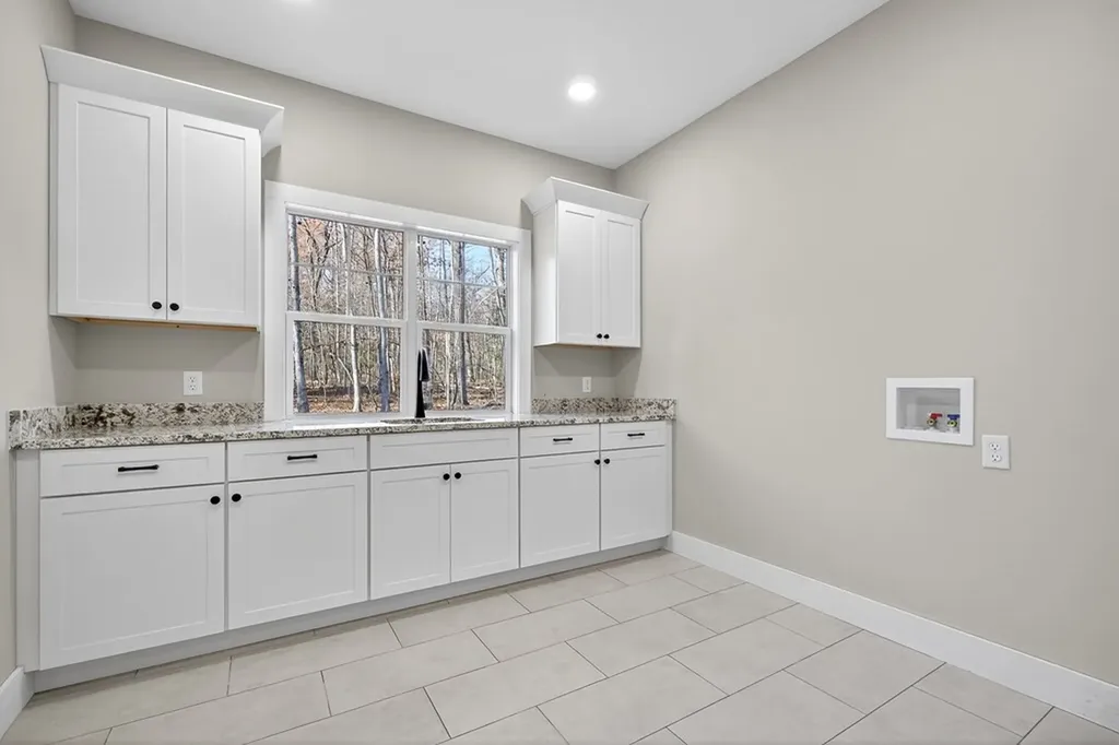 2 Browder Point Monterey TN 38574