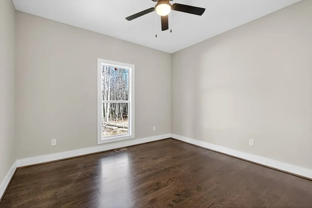 2 Browder Point Monterey TN 38574