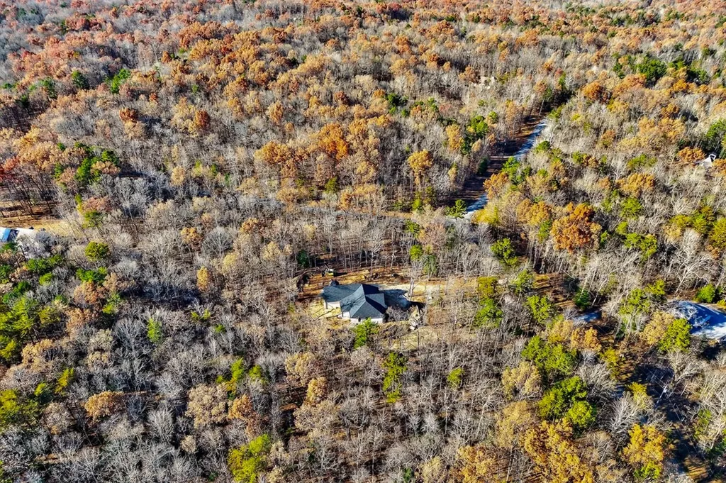 2 Browder Point Monterey TN 38574