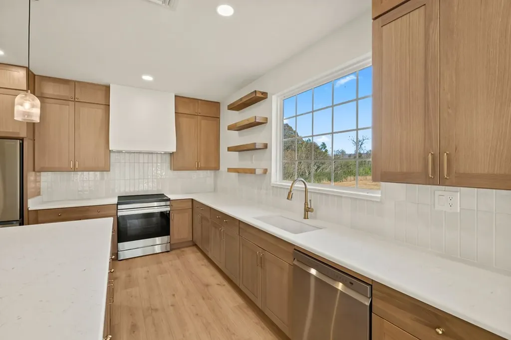 815 Safley Hollow Road Mcminnville TN 37110