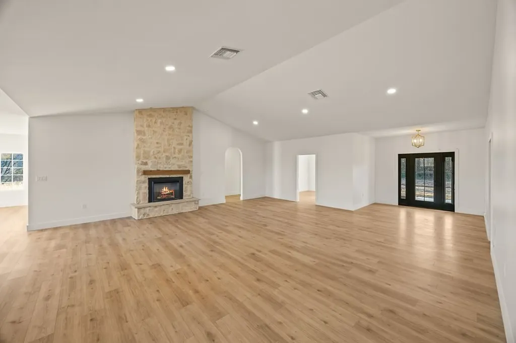 815 Safley Hollow Road Mcminnville TN 37110