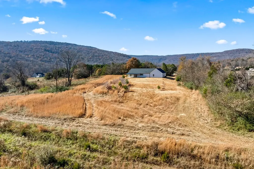 815 Safley Hollow Road Mcminnville TN 37110