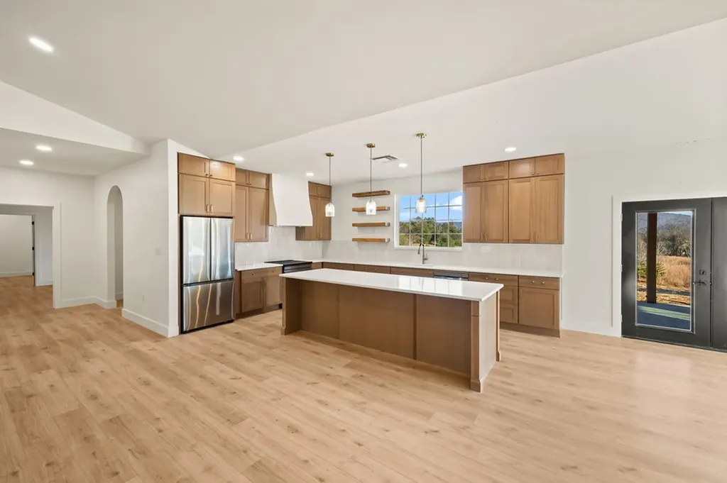 815 Safley Hollow Road Mcminnville TN 37110