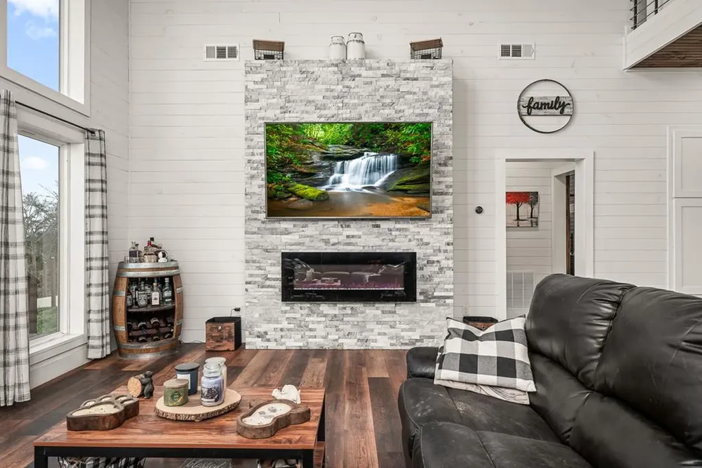 177 Nettle Carrier Lane Monroe TN 38573