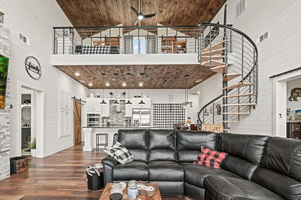 177 Nettle Carrier Lane Monroe TN 38573