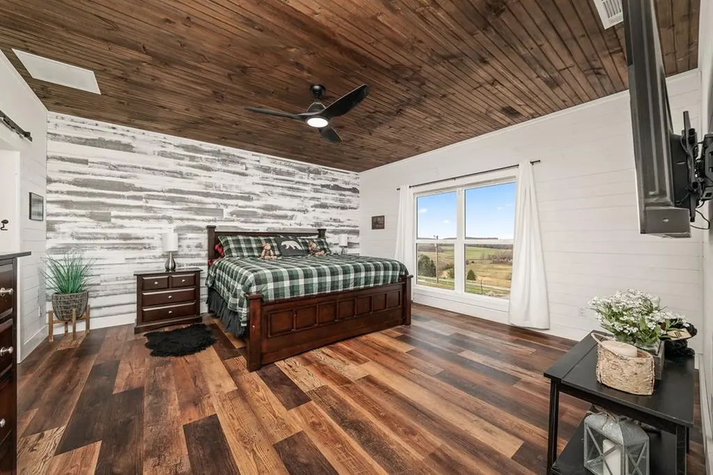 177 Nettle Carrier Lane Monroe TN 38573