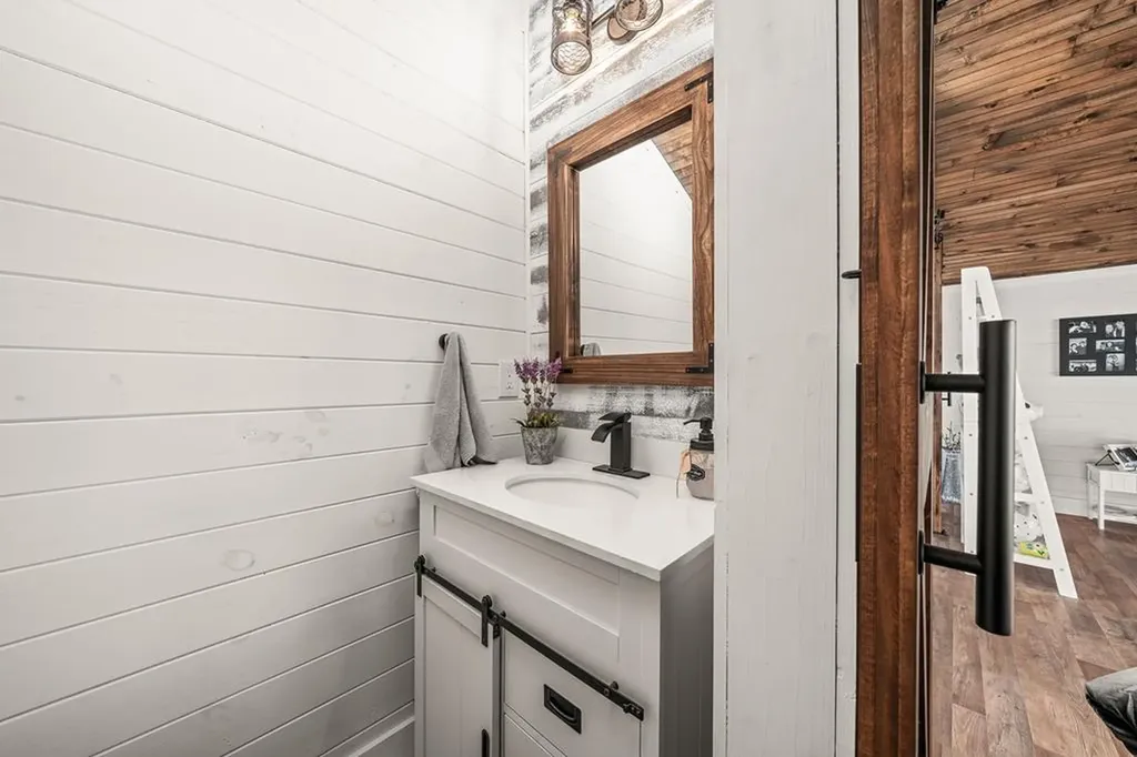 177 Nettle Carrier Lane Monroe TN 38573