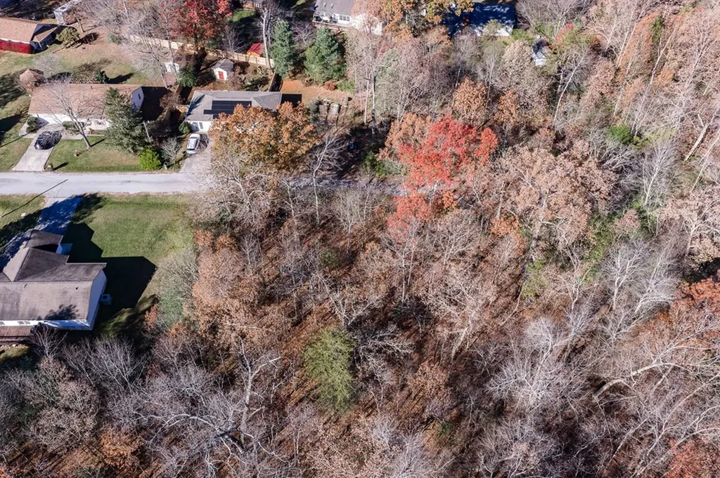 16 Rena Circle Crossville TN 38572