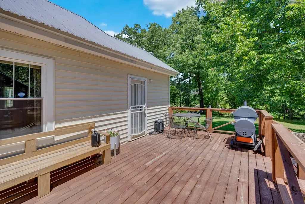 13593 Old Kentucky Road Sparta TN 38583