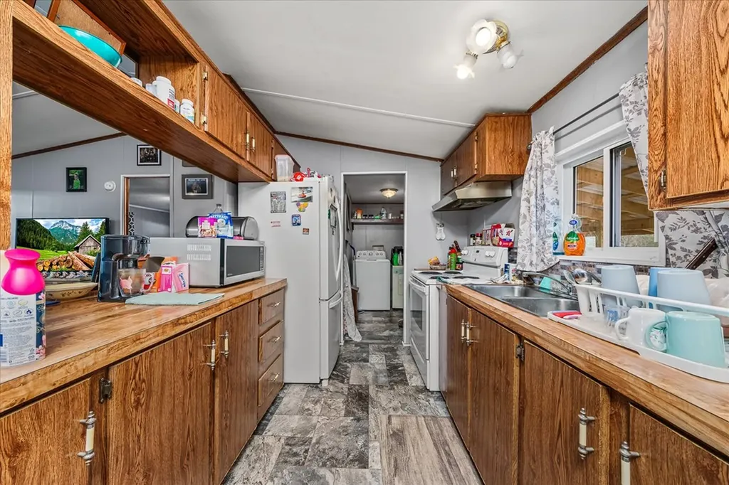 409 W Loop Road Sparta TN 38583