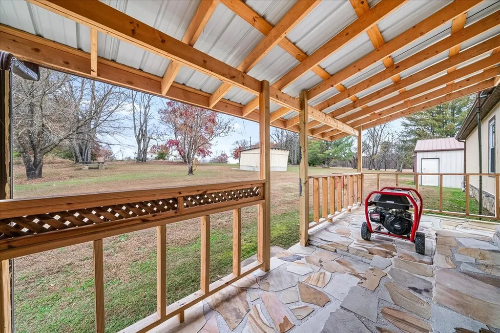 409 W Loop Road Sparta TN 38583