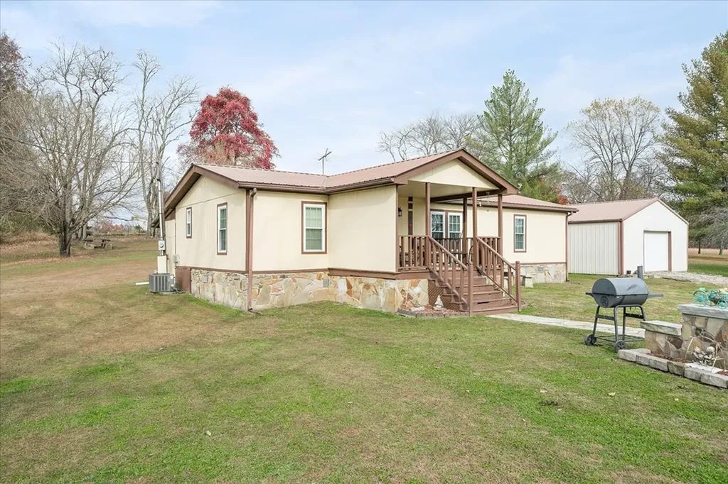 409 W Loop Road Sparta TN 38583