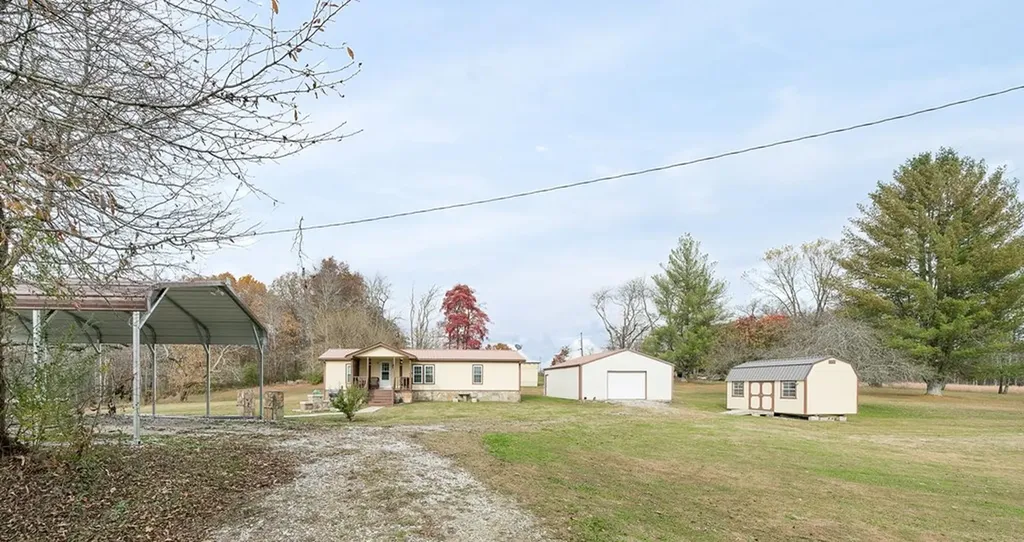 409 W Loop Road Sparta TN 38583