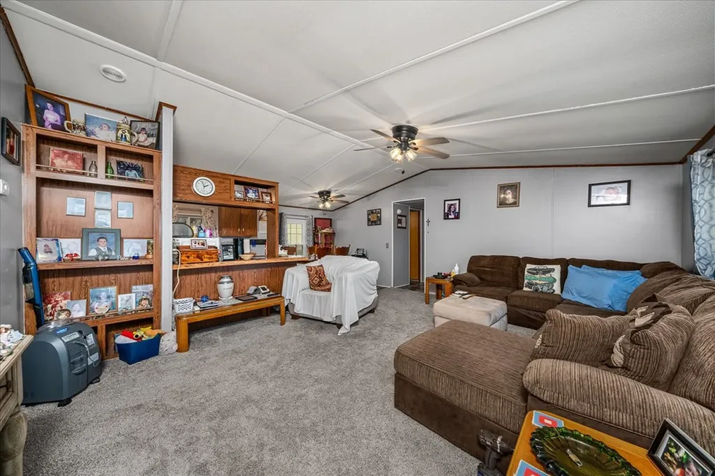 409 W Loop Road Sparta TN 38583