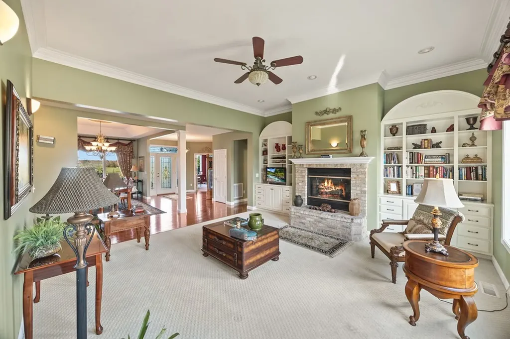 135 Austin Lane Deer Lodge TN 37726
