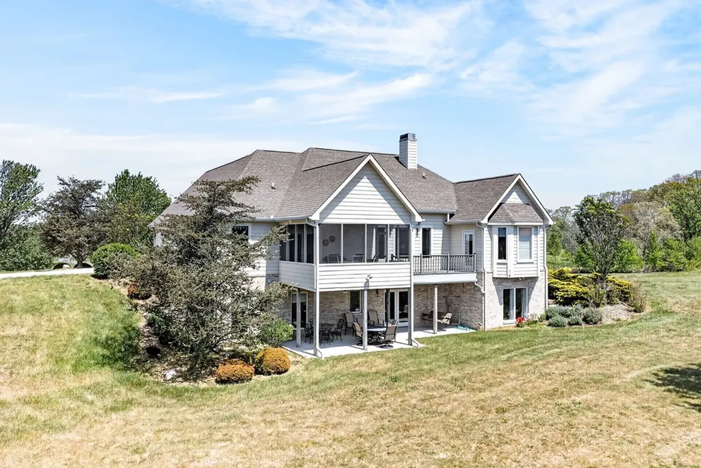 135 Austin Lane Deer Lodge TN 37726