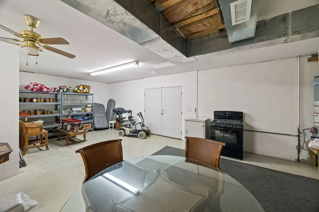 135 Austin Lane Deer Lodge TN 37726