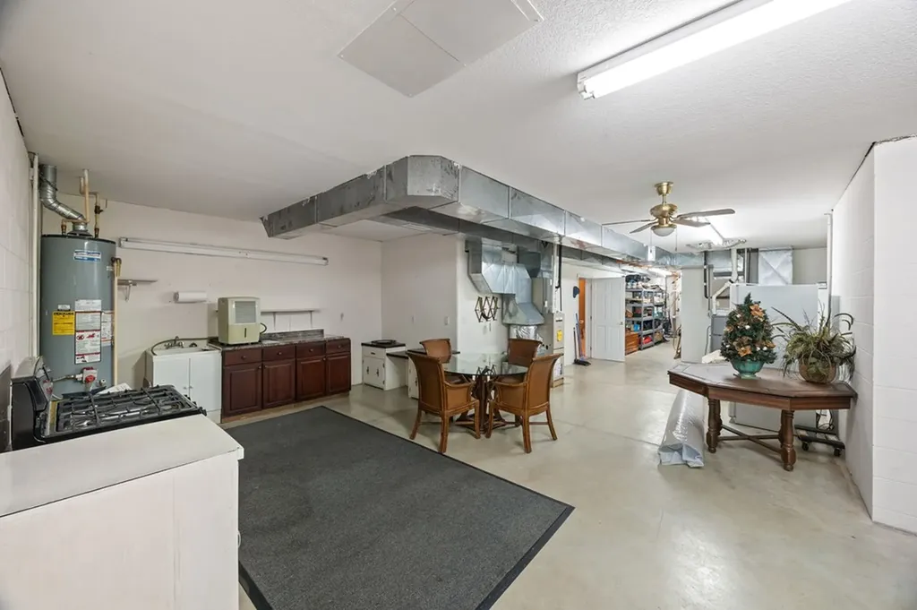 135 Austin Lane Deer Lodge TN 37726