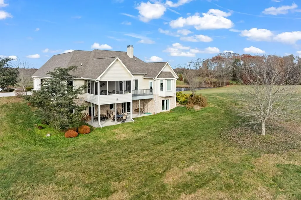 135 Austin Lane Deer Lodge TN 37726