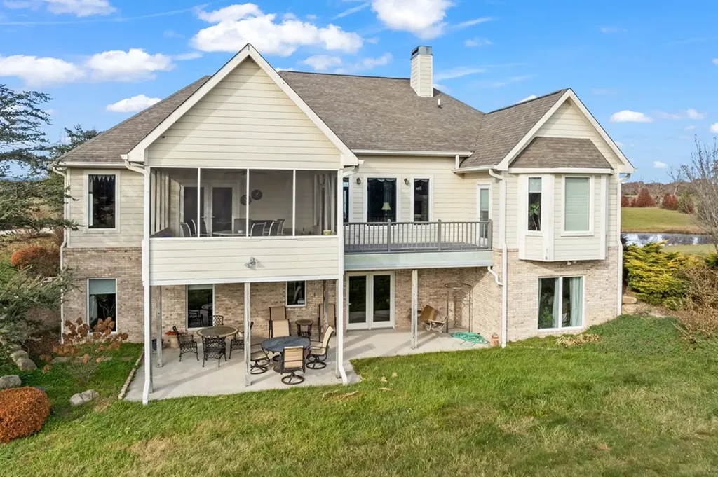 135 Austin Lane Deer Lodge TN 37726