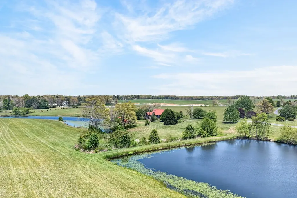 135 Austin Lane Deer Lodge TN 37726