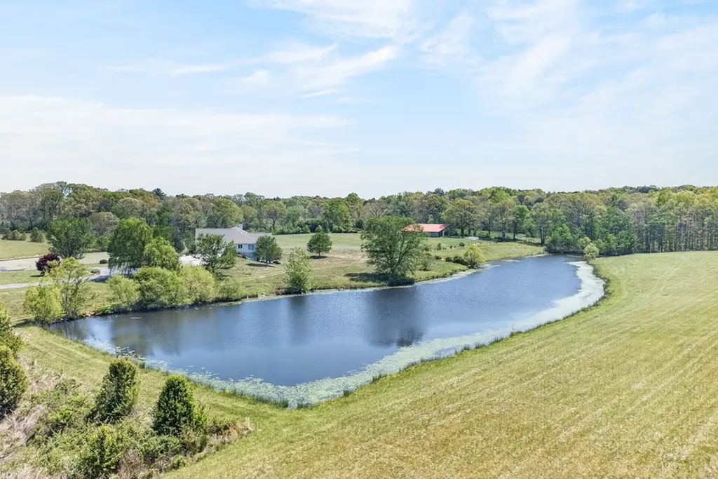 135 Austin Lane Deer Lodge TN 37726
