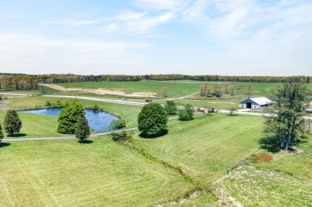 135 Austin Lane Deer Lodge TN 37726