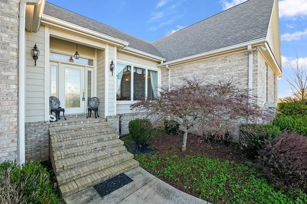 135 Austin Lane Deer Lodge TN 37726