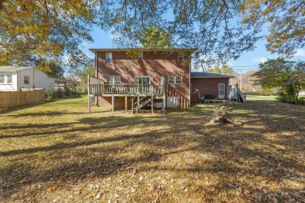 1105 Walton Lane Cookeville TN 38501