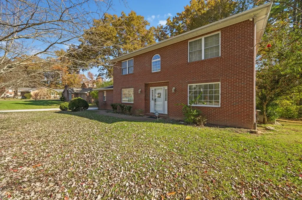 1105 Walton Lane Cookeville TN 38501