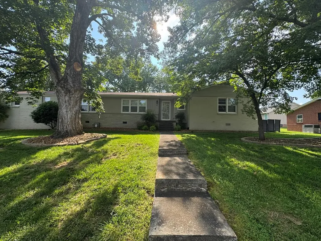 145 S Maple Avenue Cookeville TN 38501