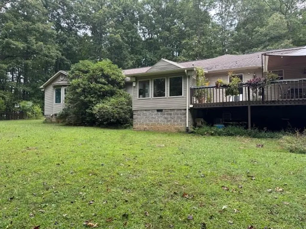 2025 Old Bon Air Road Sparta TN 38583