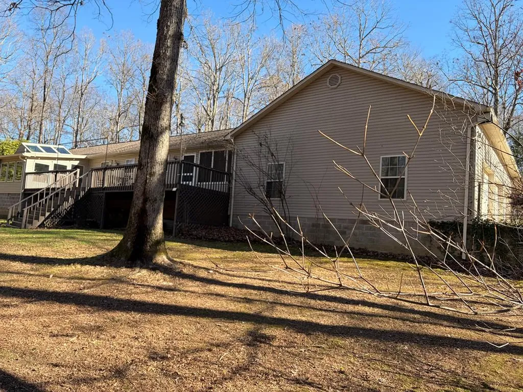 2025 Old Bon Air Road Sparta TN 38583