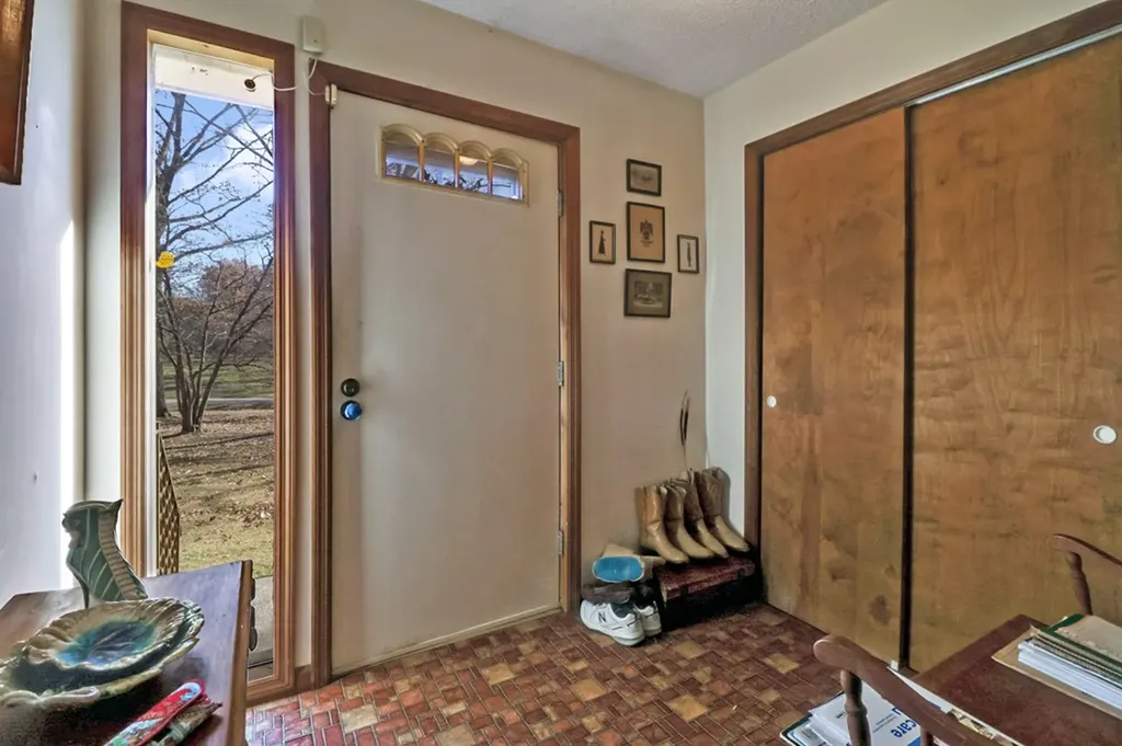 370 Red Brush Drive Crossville TN 38555