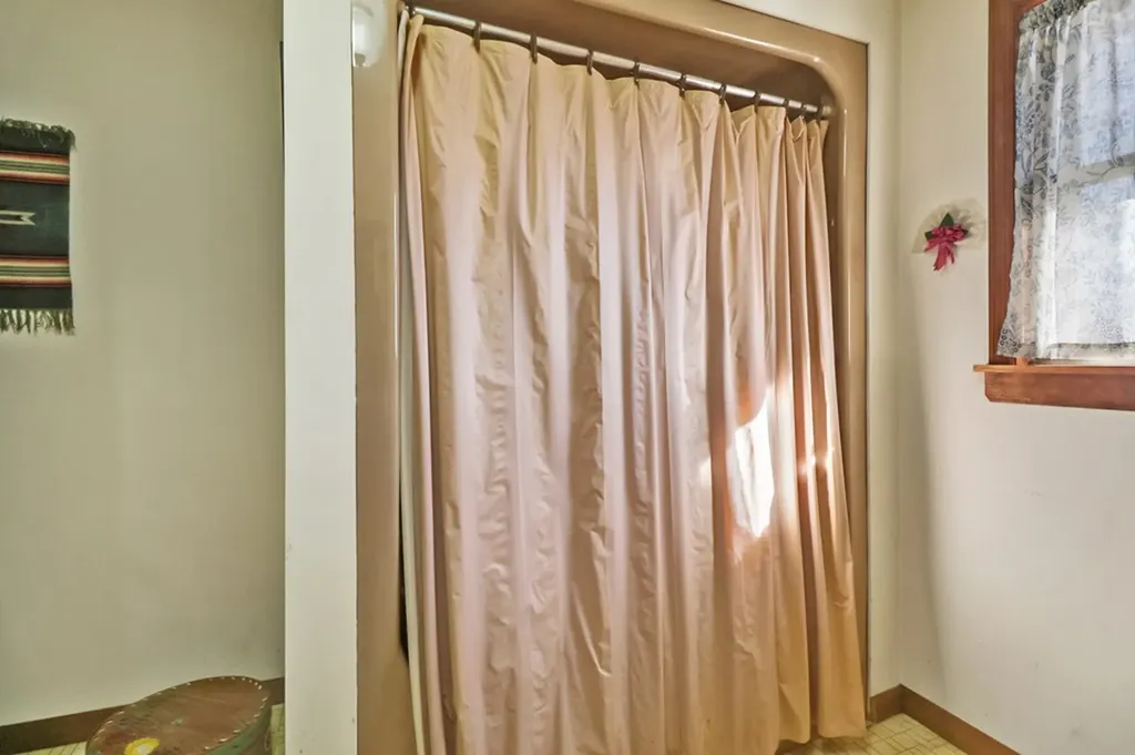 370 Red Brush Drive Crossville TN 38555