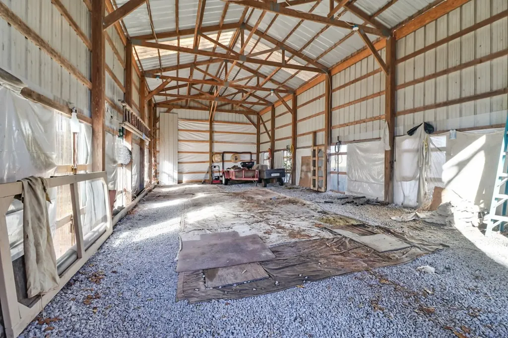 370 Red Brush Drive Crossville TN 38555