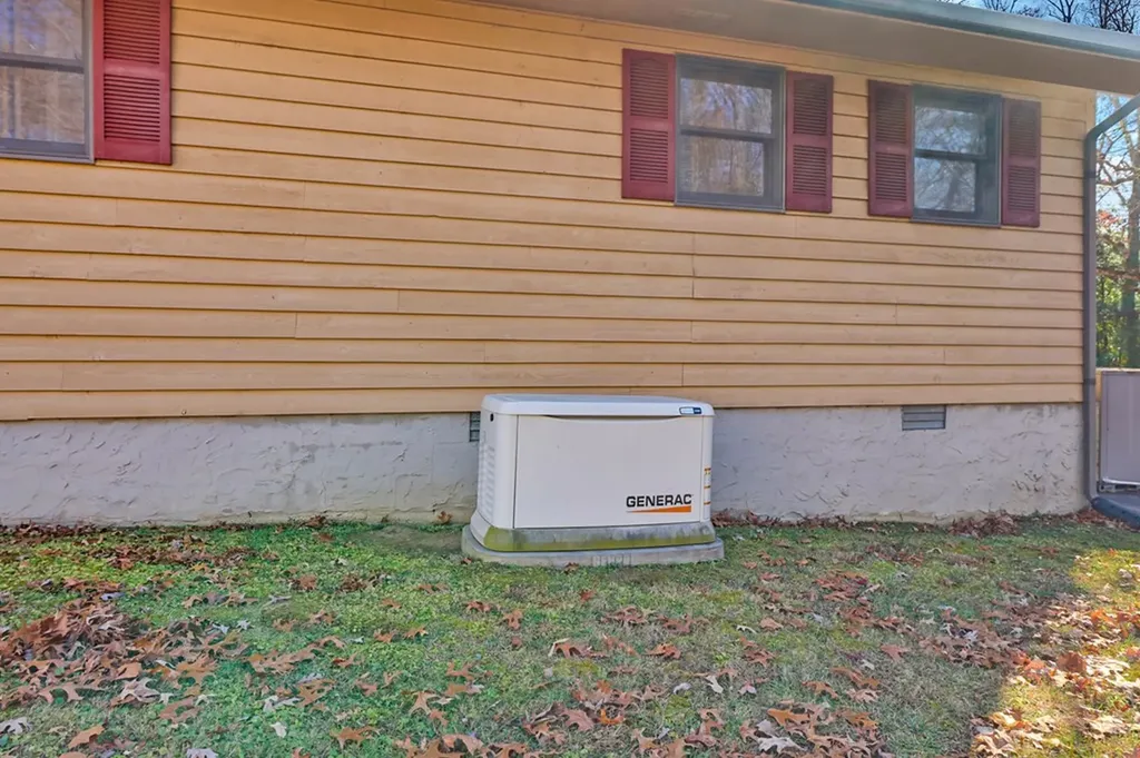 370 Red Brush Drive Crossville TN 38555