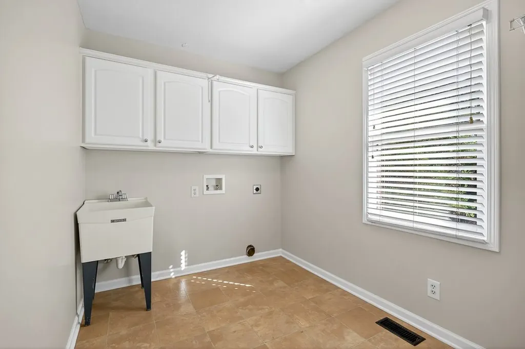 1325 Bridle Path Cookeville TN 38501