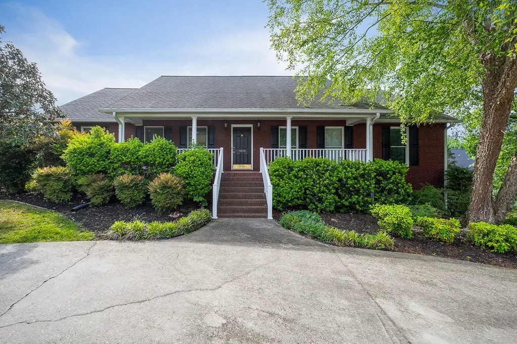 1325 Bridle Path Cookeville TN 38501