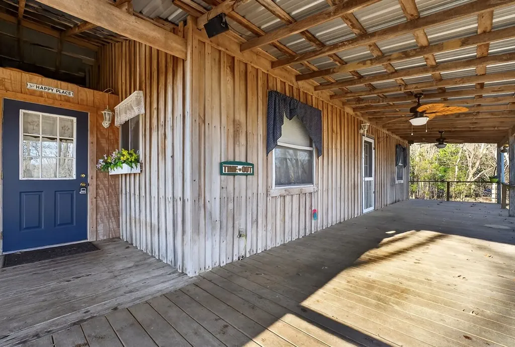 156 Spalding Bell Lane Gainesboro TN 38562