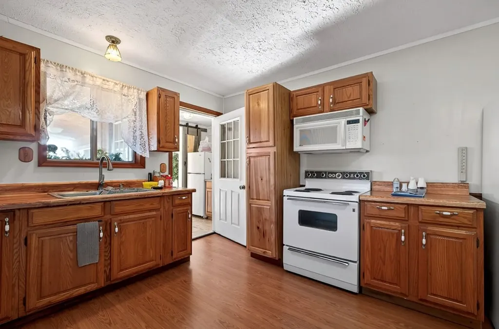 156 Spalding Bell Lane Gainesboro TN 38562