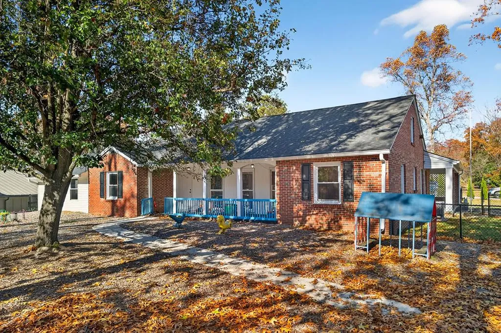 520 E 10th Street Cookeville TN 38501